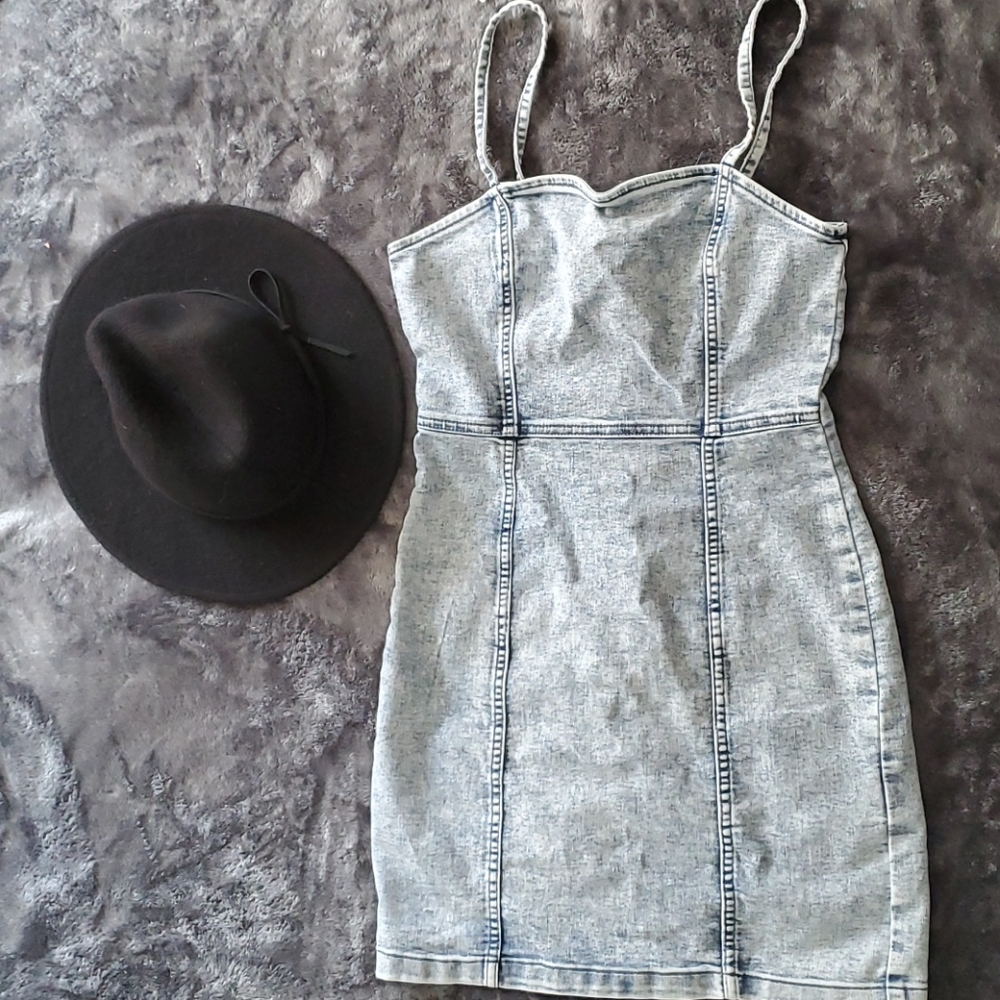 Mini Denim Dress - Picture 5 of 6